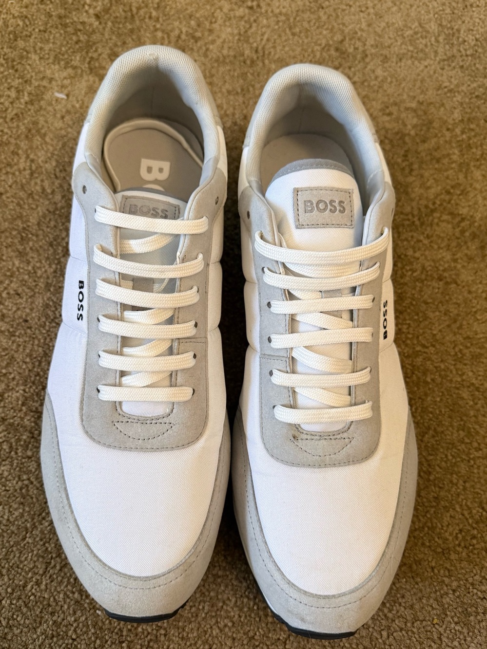 Boss• Parkour Runn in White, Grey